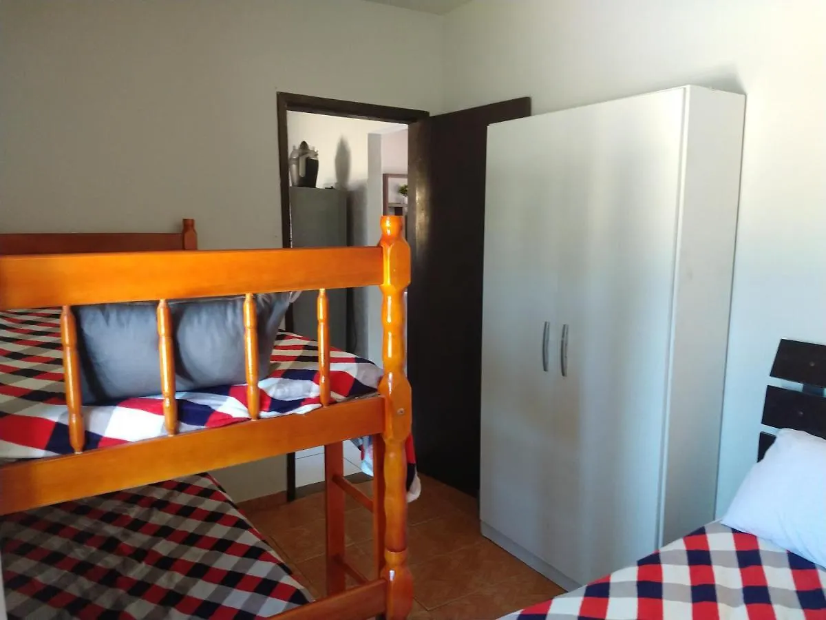 Casa Temporada Cabo Frio 2 Quartos Com Ar Cond 0*,  Brazylia